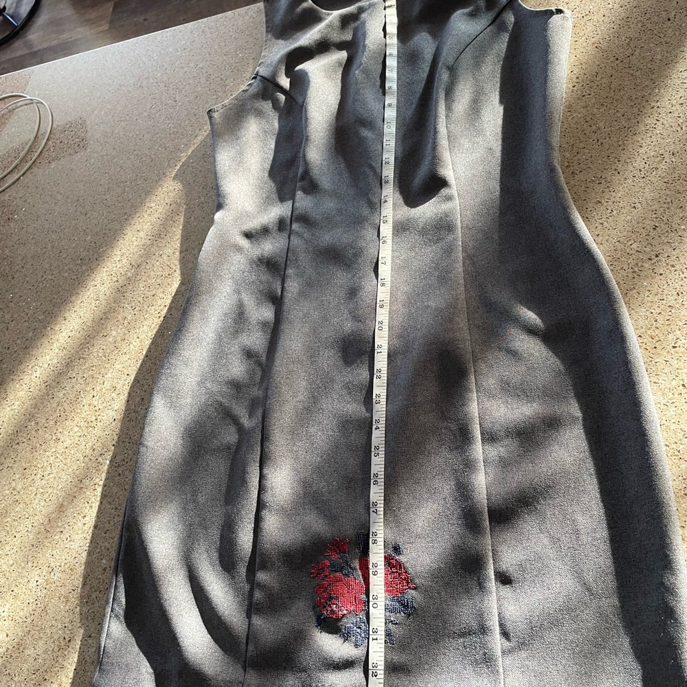 Dress - Picture 3 of 5